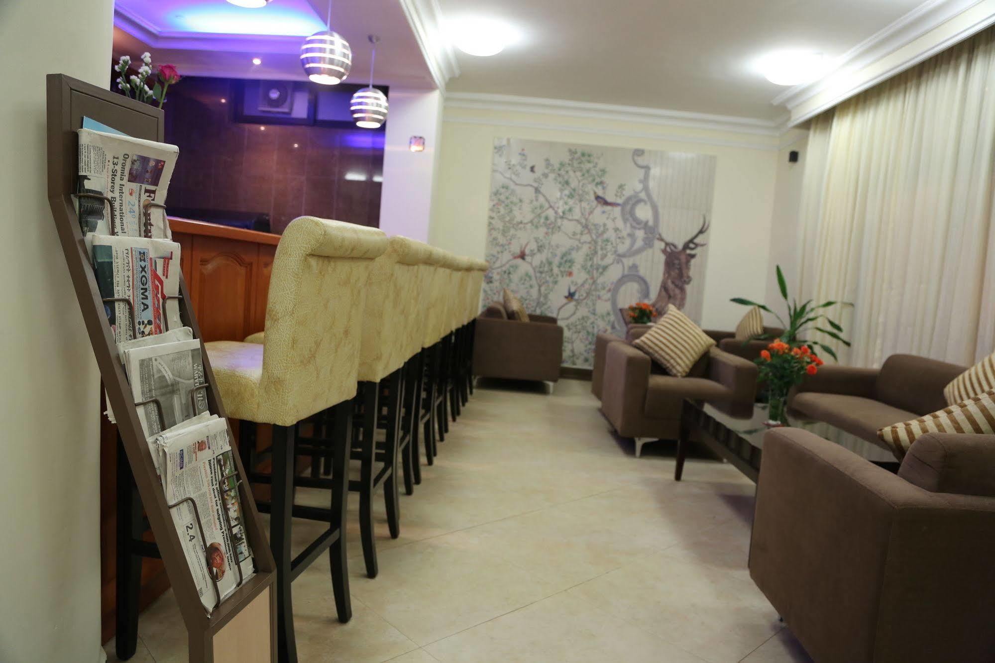 Caravan Hotel Адис Абеба Екстериор снимка
